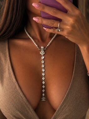 Vintage Y-shaped pearl necklace with crystal drop pendant Luxury Designer